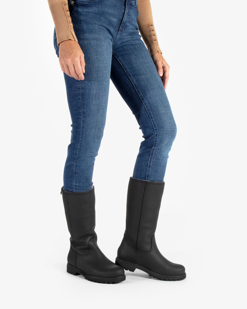 Bambina Igloo botas de piel con forro interior de pelo natural. negro