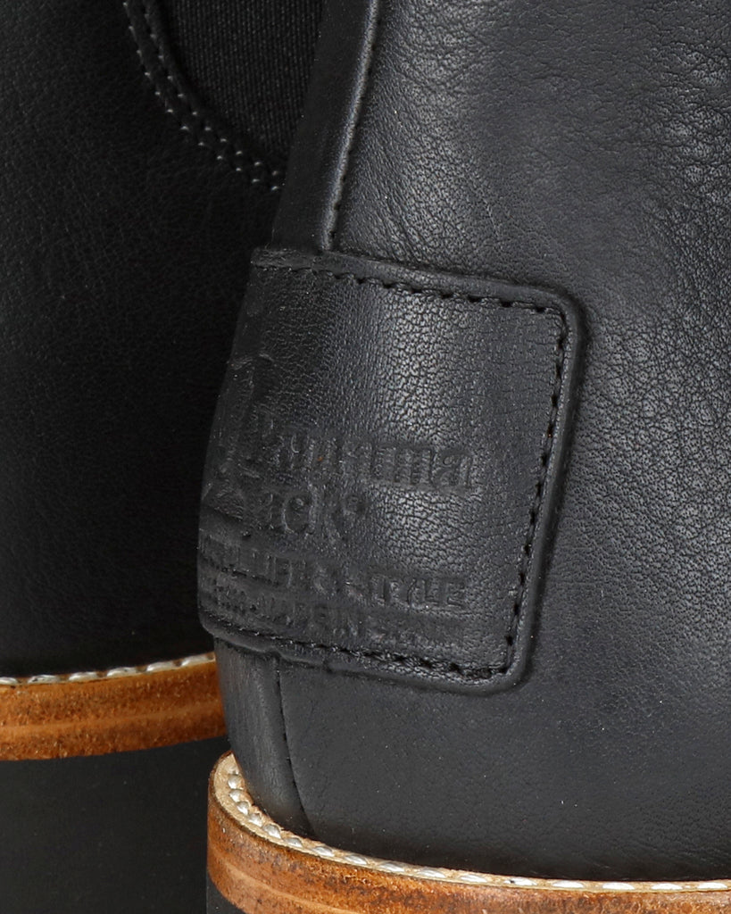 Beny Igloo botín de piel con forro interior de pelo natural. negro