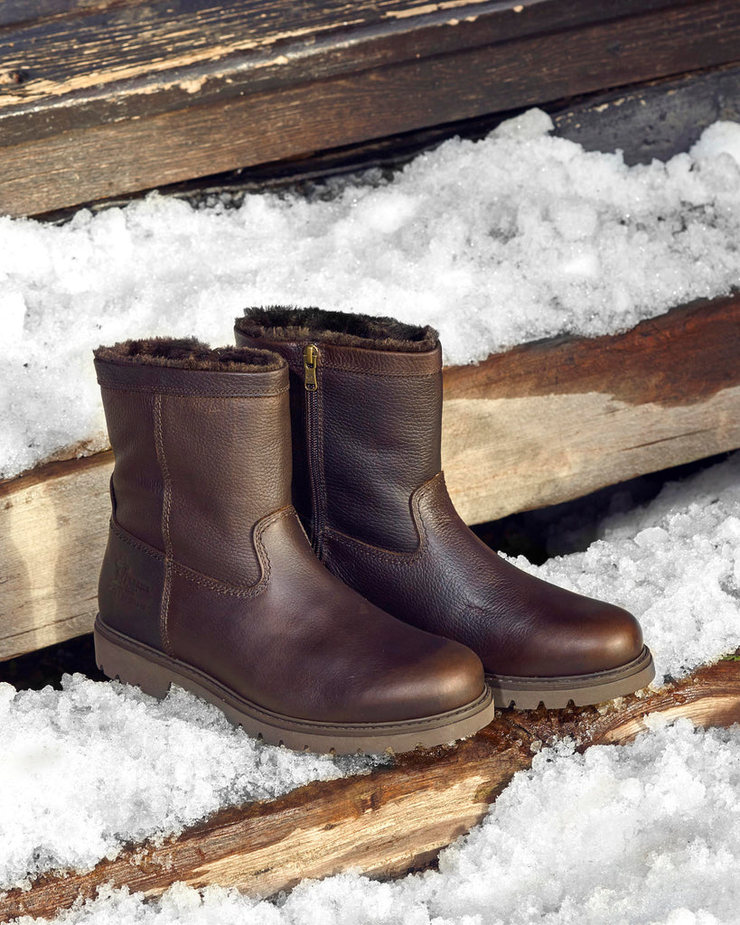 Fedro botas de piel con forro interior de pelo. marron