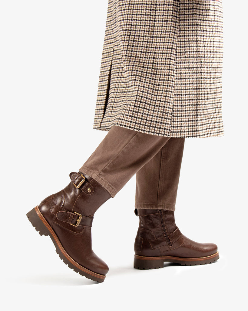 Felina Igloo botas de piel con forro interior de pelo natural. marron