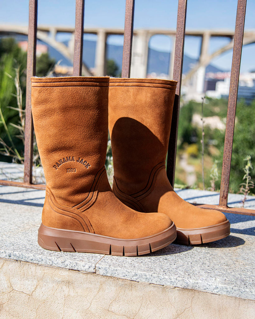 Neck botas de piel con forro interior de pelo. cuero