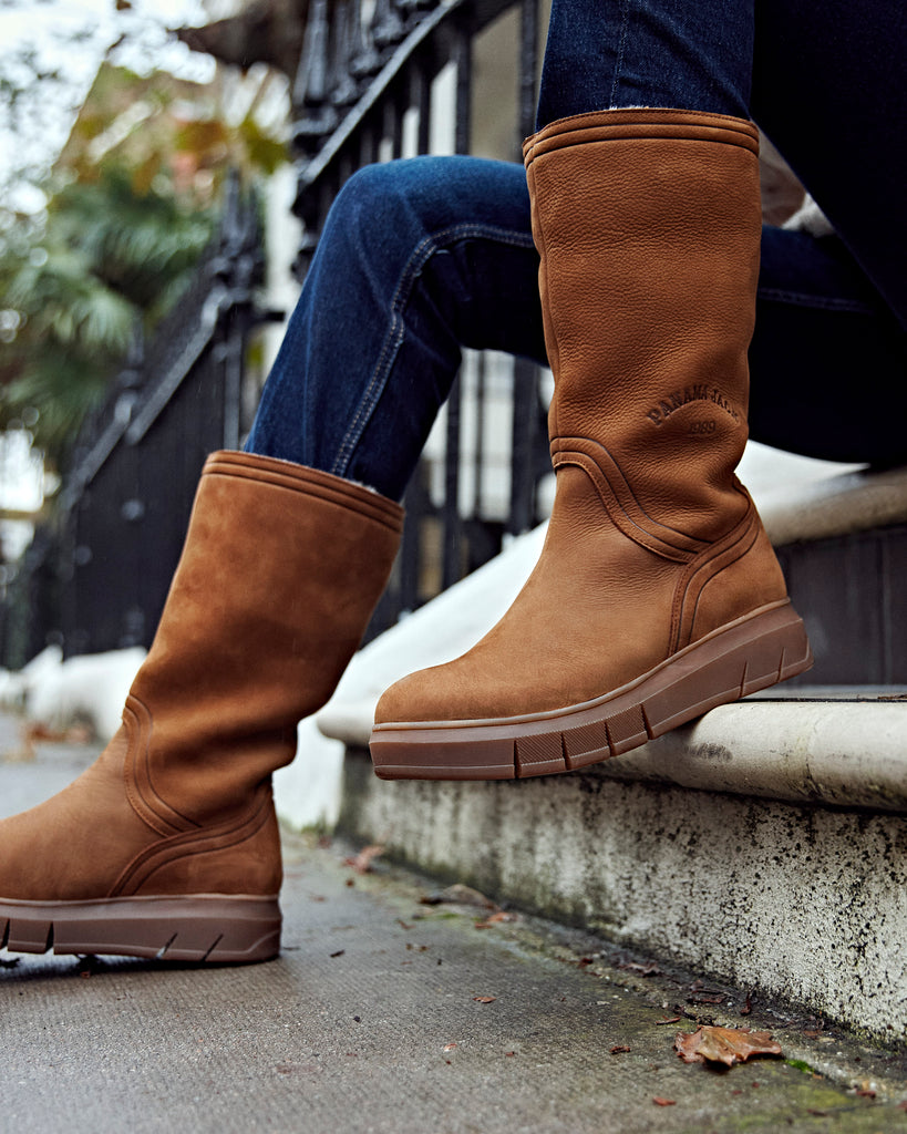 Neck botas de piel con forro interior de pelo. cuero