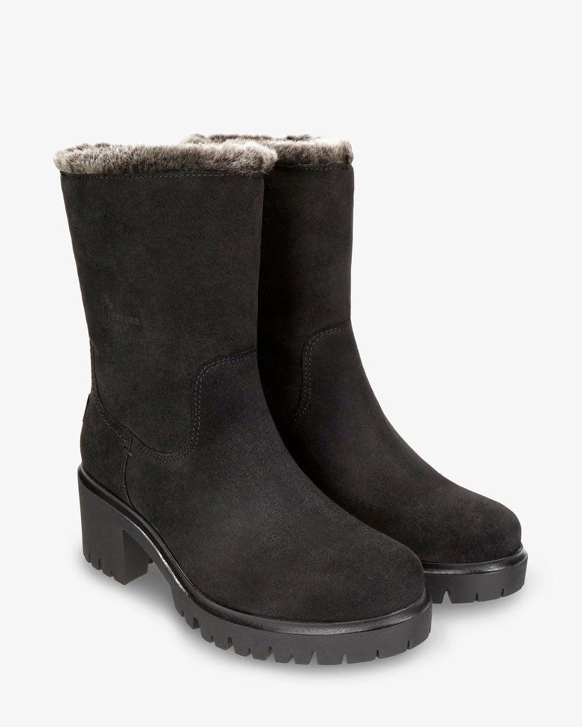 Piola botas de piel con forro interior de pelo. negro