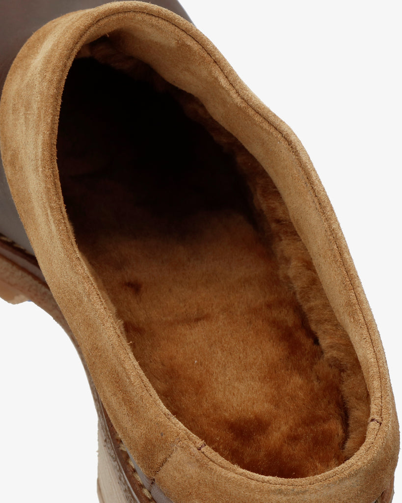 Priana Igloo zueco de piel con forro interior de pelo natural. cuero